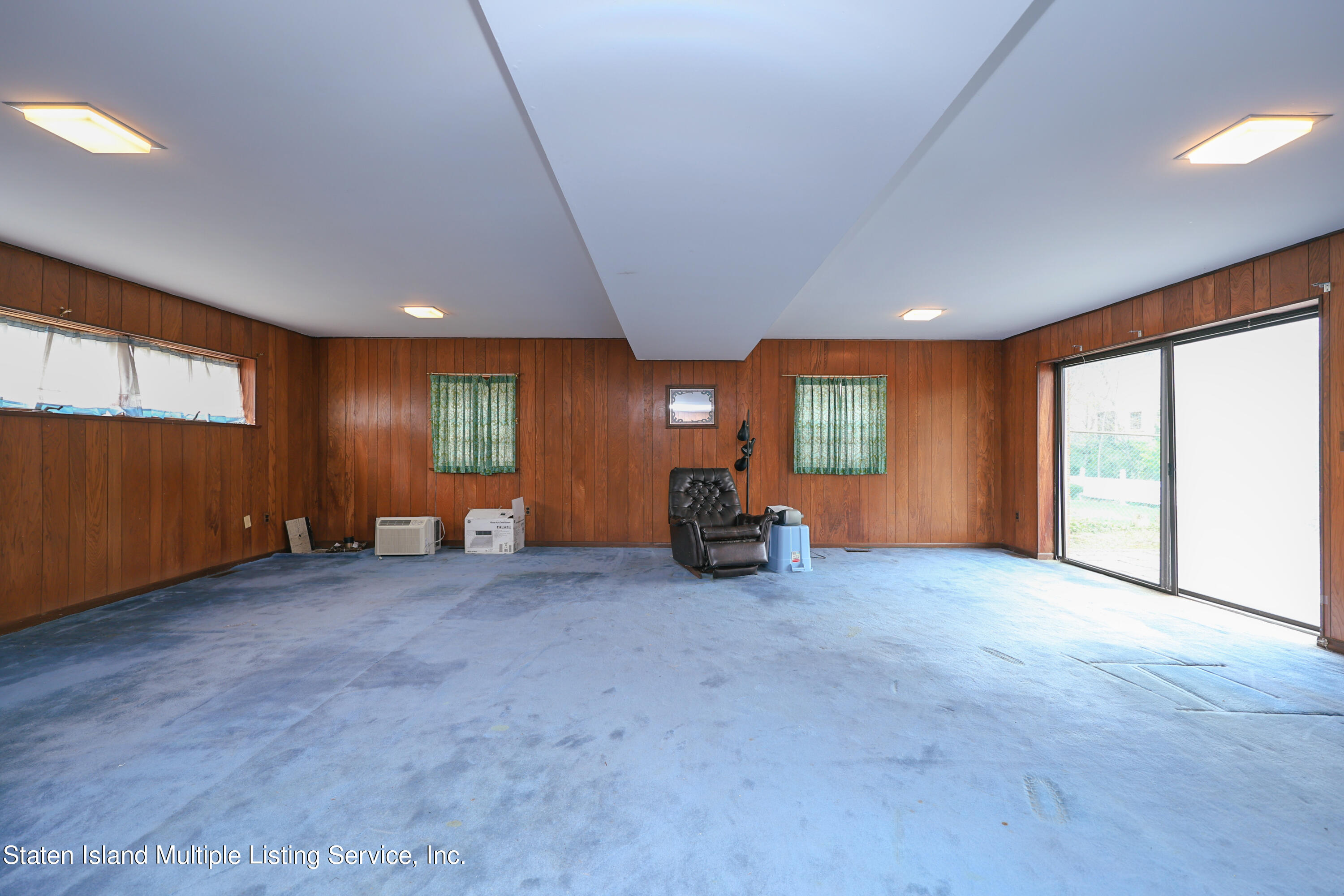 49 Beverly Road Staten Island, NY 10305 - Photo 5 of 21 IMG_1281