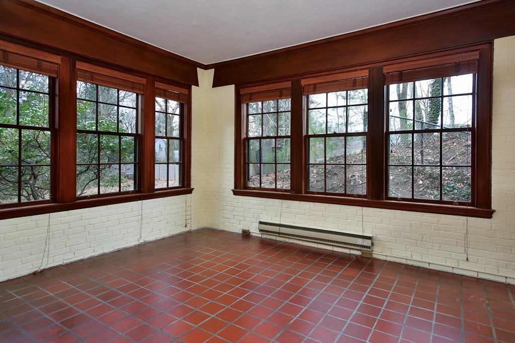 46 Sargent Crossway Brookline, MA 02445 - Photo 12 of 23