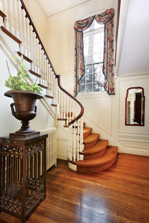 46 Sargent Crossway Brookline, MA 02445 - Photo 2 of 23