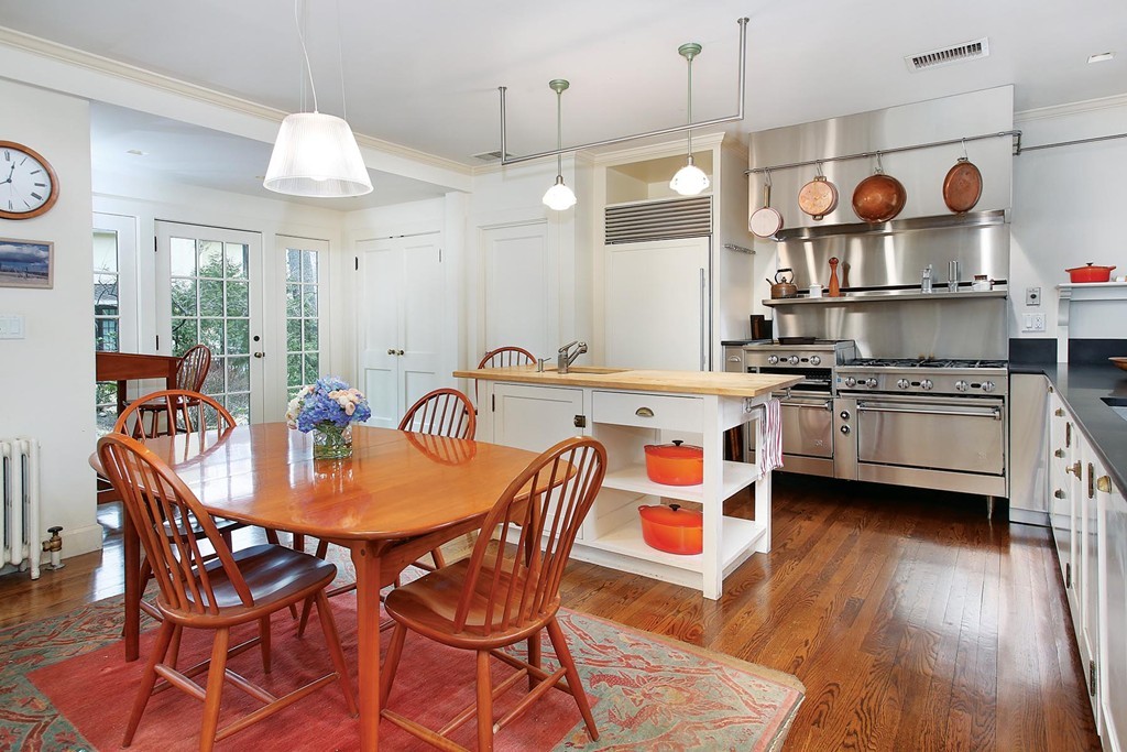 46 Sargent Crossway Brookline, MA 02445 - Photo 6 of 23