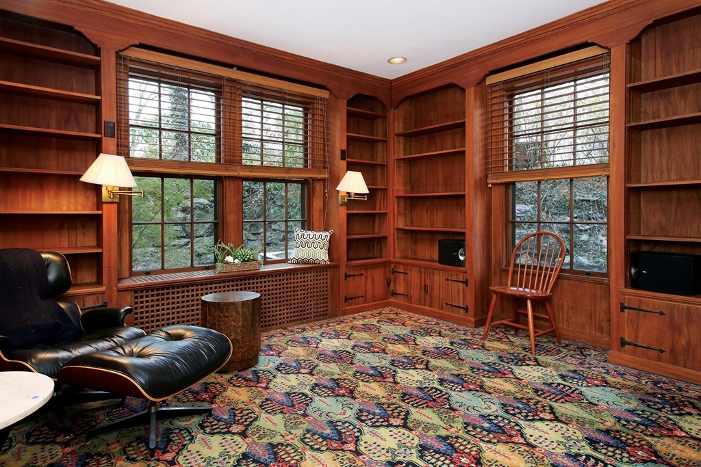 46 Sargent Crossway Brookline, MA 02445 - Photo 8 of 23