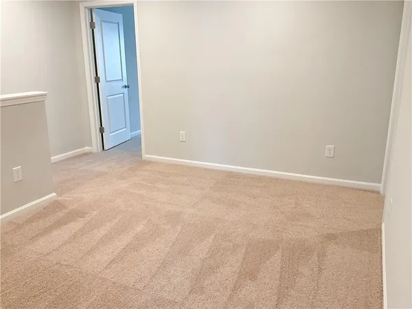 $2,150 | 493 Crown Drive, Emerson, GA 30120