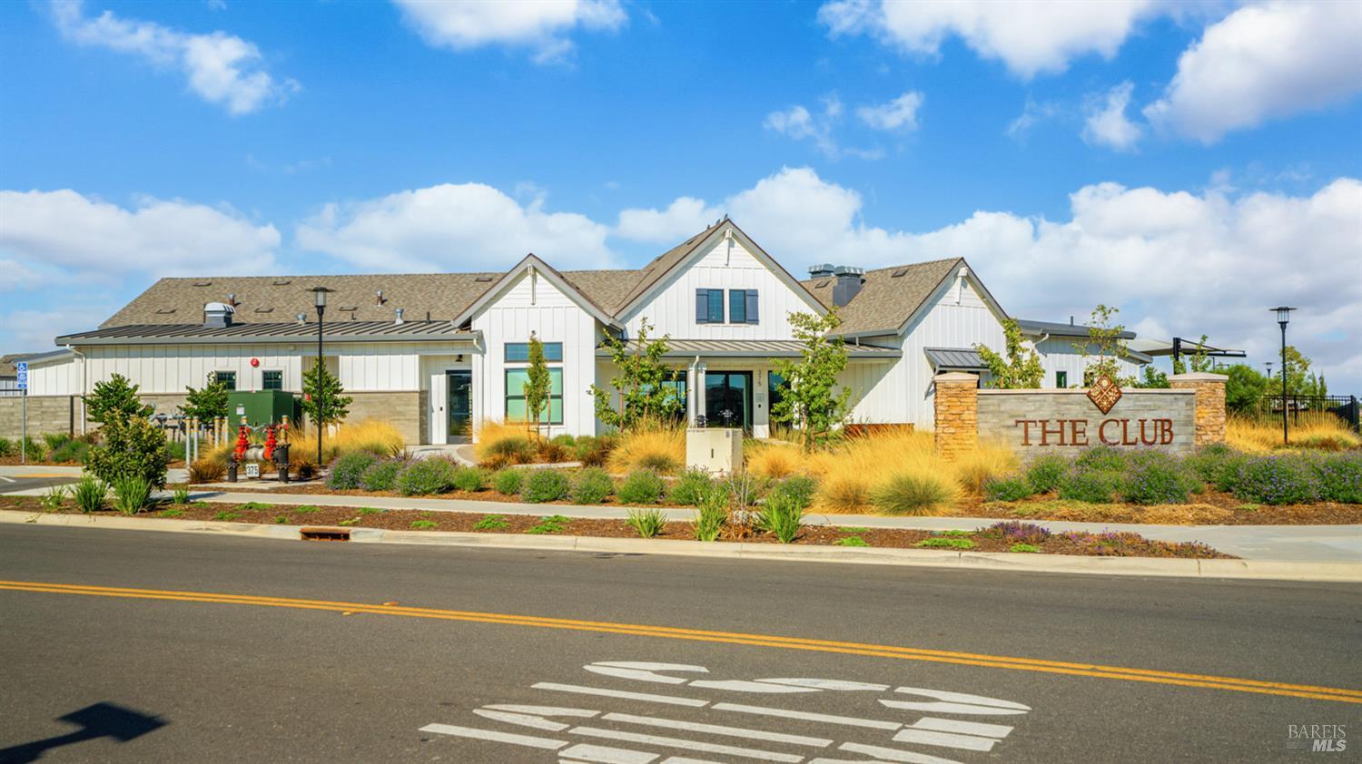 2115 Prairie Way Dixon, CA 95620 - Photo 58 of 71 Community clubhouse