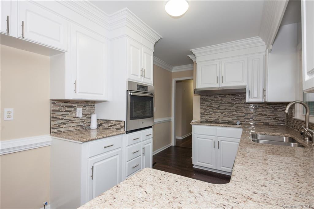 6801 Idlewild Road Charlotte, NC 28212 - Photo 5 of 25 Gallery Image 5