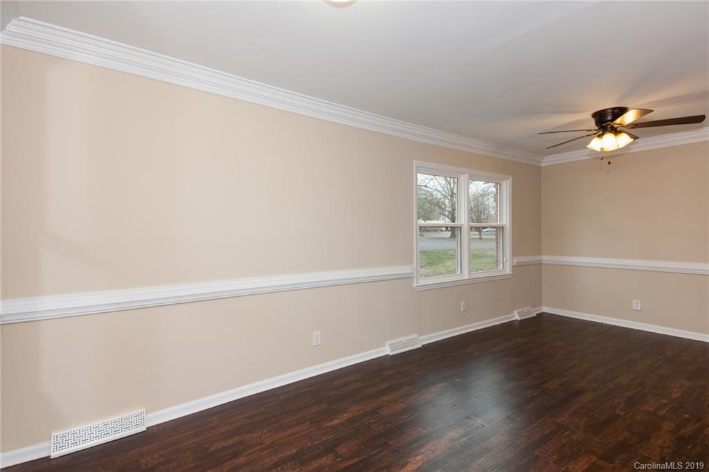 6801 Idlewild Road Charlotte, NC 28212 - Photo 6 of 25 Gallery Image 6