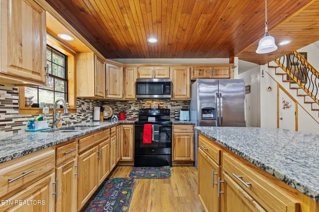 $430,000 | 833 Union Hill Drive, Sevierville, TN 37876