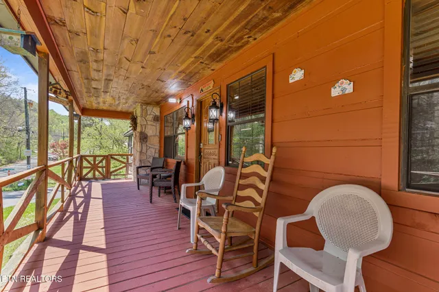 $430,000 | 833 Union Hill Drive, Sevierville, TN 37876