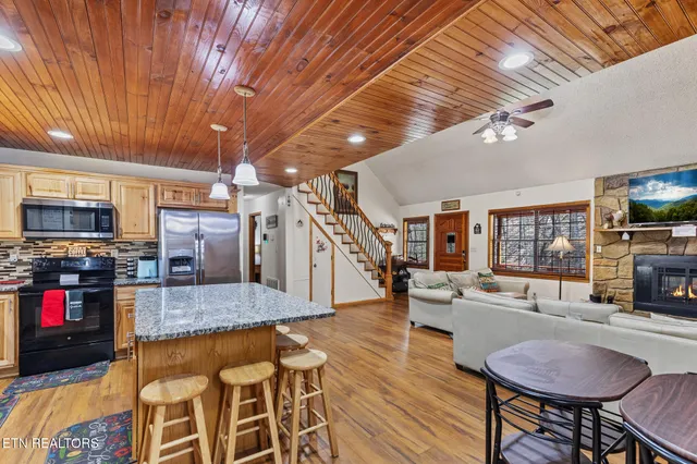 $430,000 | 833 Union Hill Drive, Sevierville, TN 37876