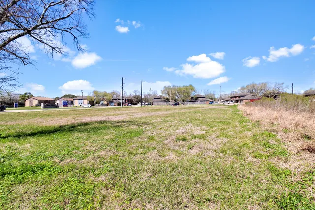 a view of a lake with houses