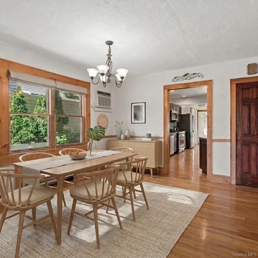 1749 Commonwealth Avenue Merrick, NY 11566 - Photo 8 of 32 Virtually Staged DR
