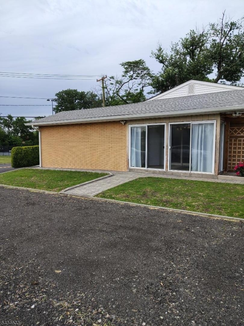 442 River Road North Arlington, NJ 07031 - Photo 2 of 26