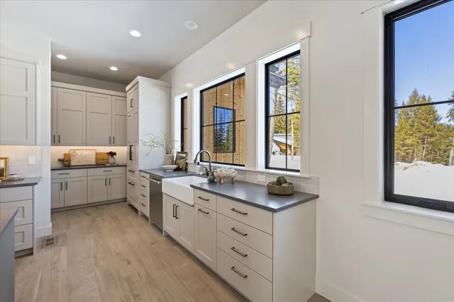 $2,749,000 | 75 Ponderosa Ridge, Donnelly, ID 83615