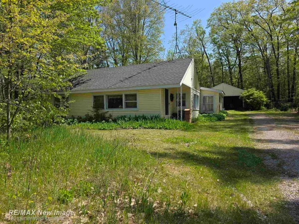 $95,900 | 944 North Fairview Road, West Branch, MI 48661