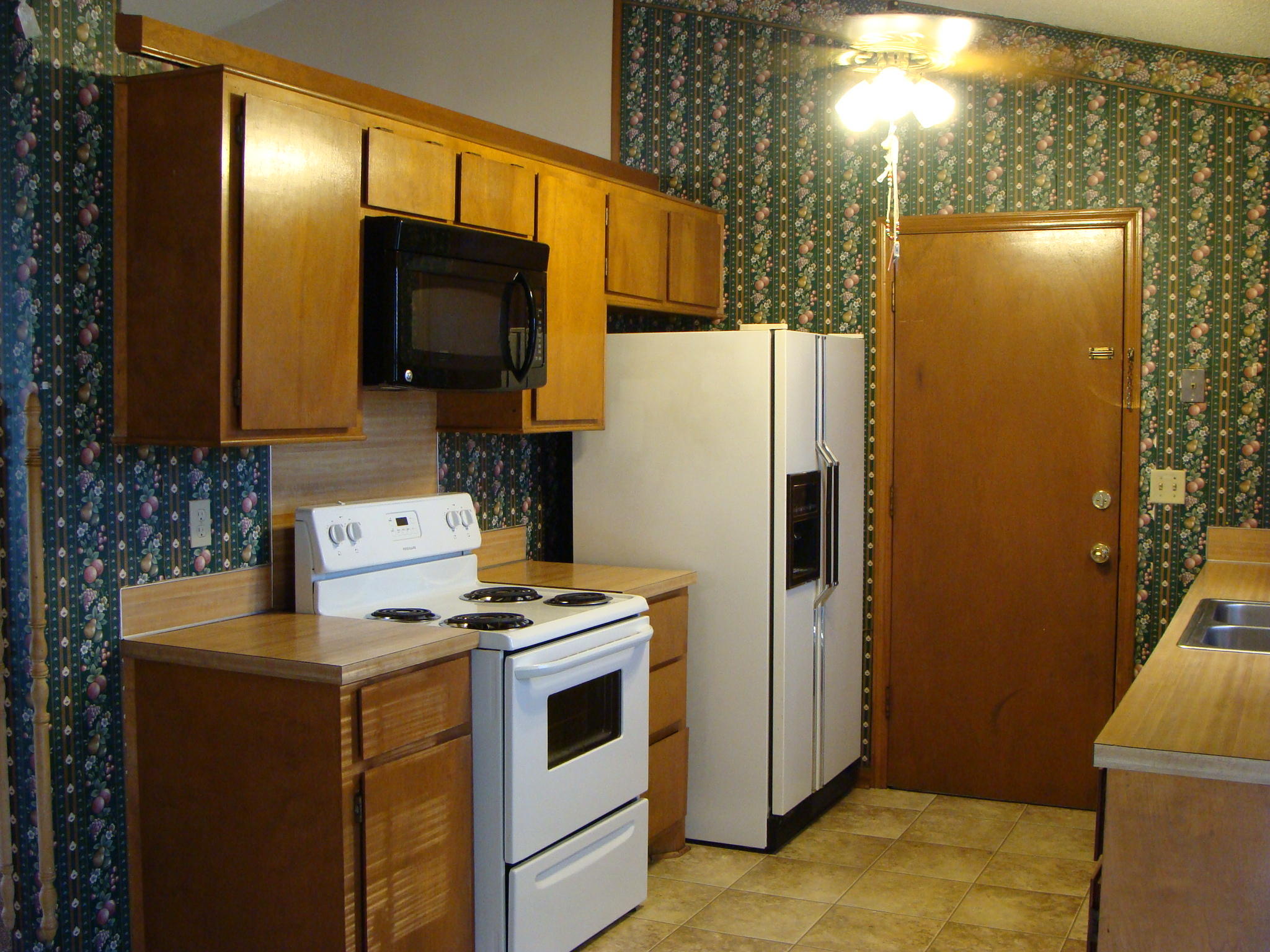 509 Temple Road Ladson, SC 29456 - Photo 3 of 11 DSC01953.JPG