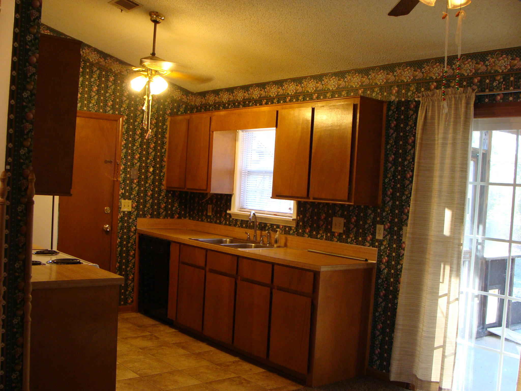 509 Temple Road Ladson, SC 29456 - Photo 4 of 11 DSC01951.JPG