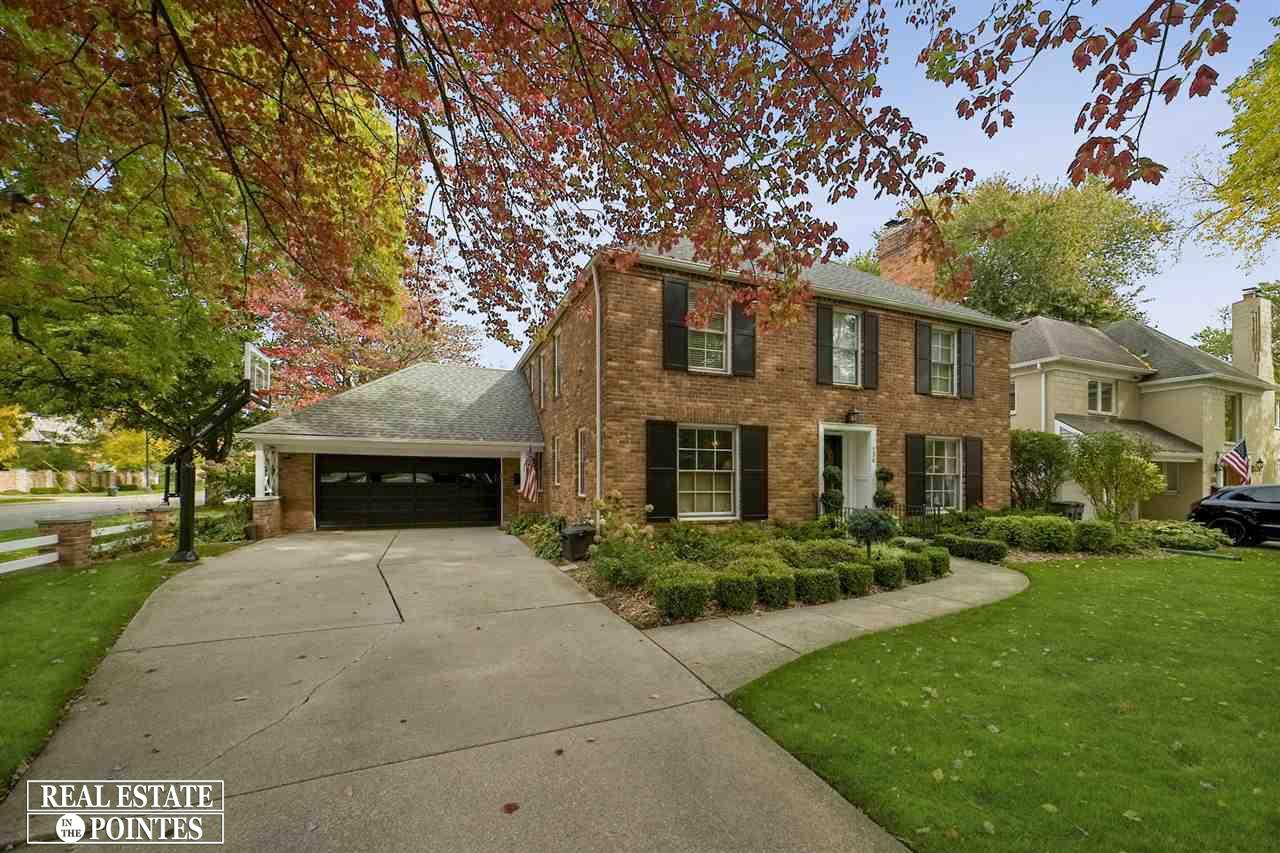 136 Moran Road Grosse Pointe Farms, MI 48236 - Photo 3 of 51