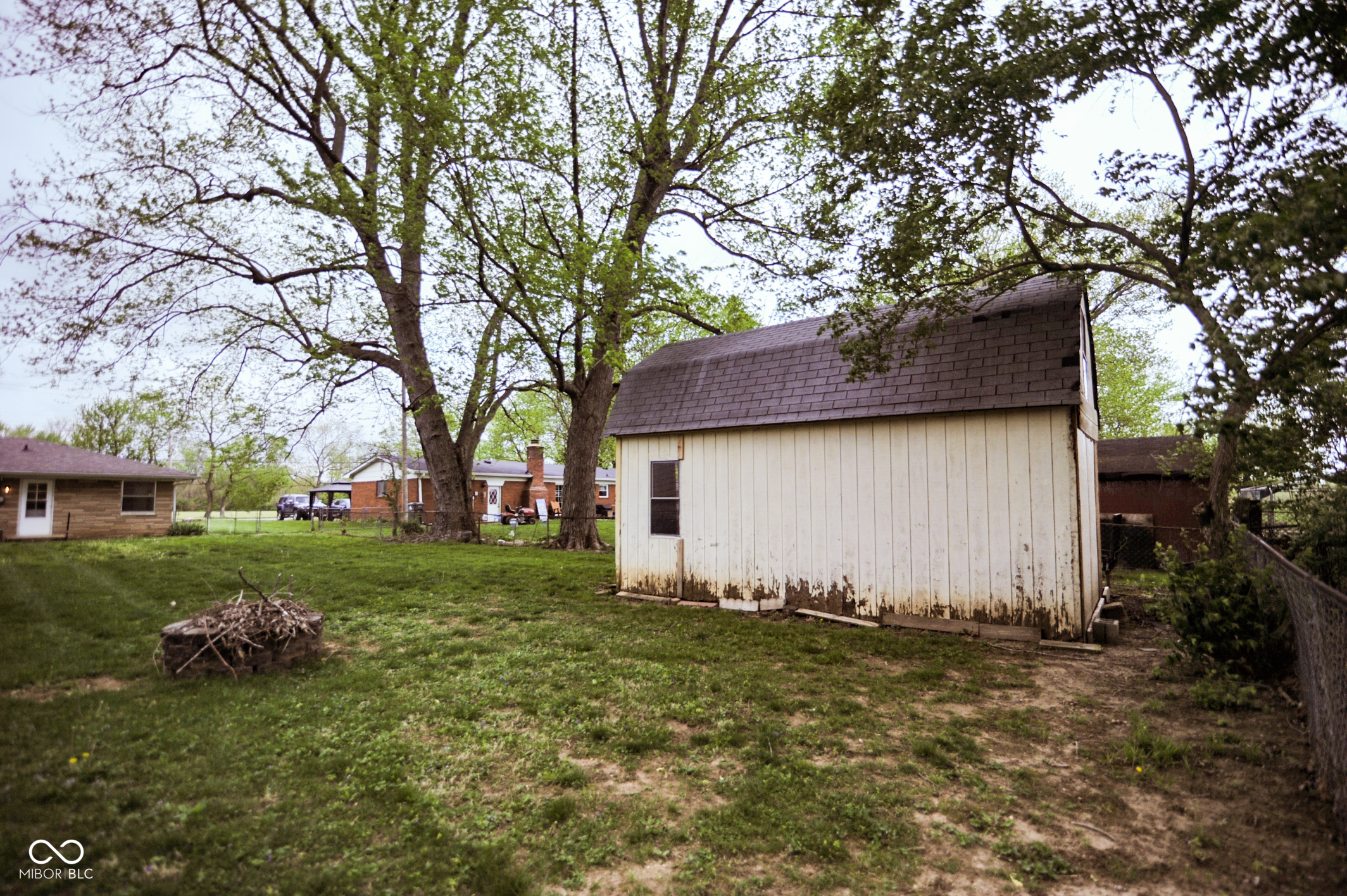 8325 Lake Road Indianapolis, IN 46217 - Photo 24 of 29 Gallery Image 24