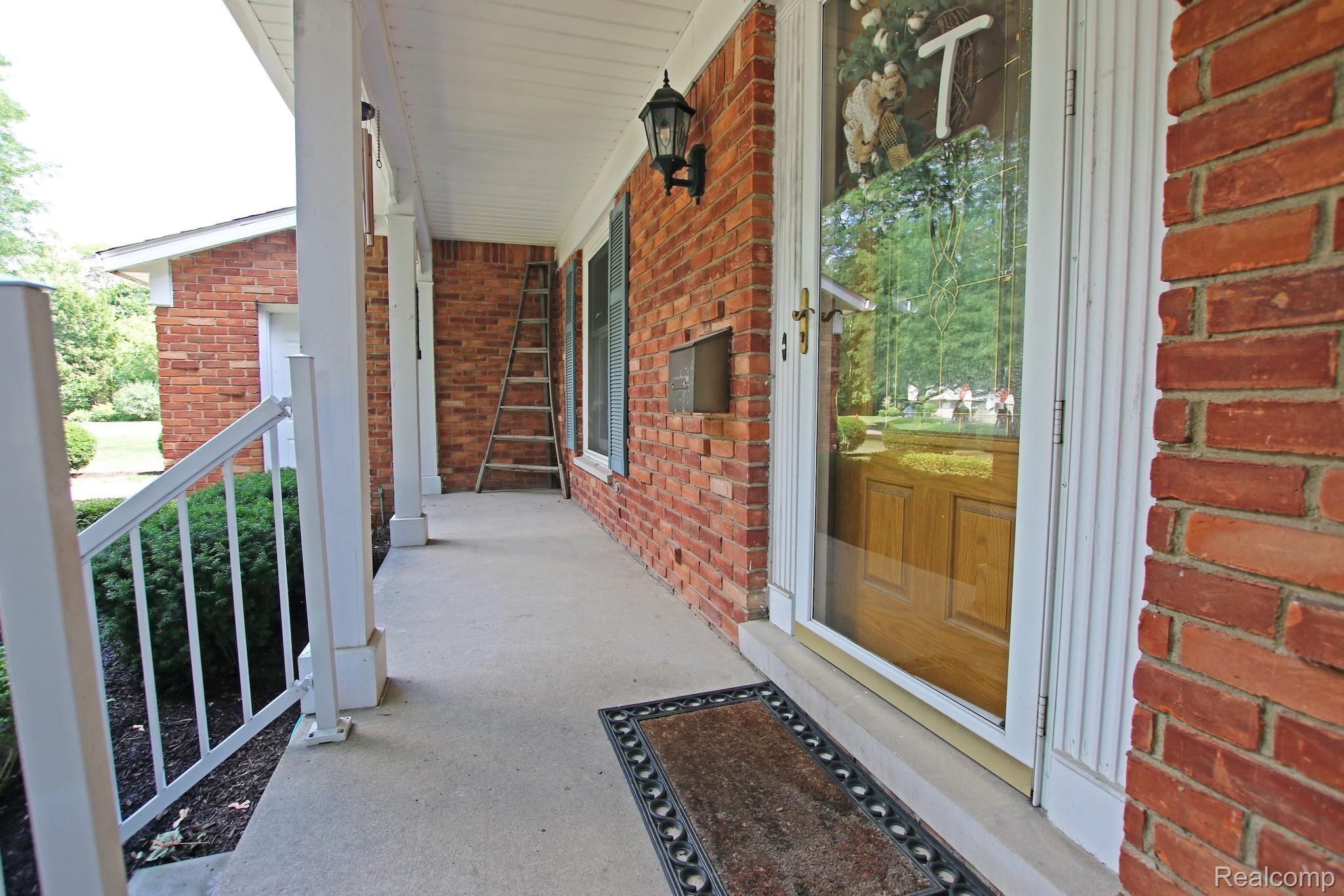 5) Front.jpg