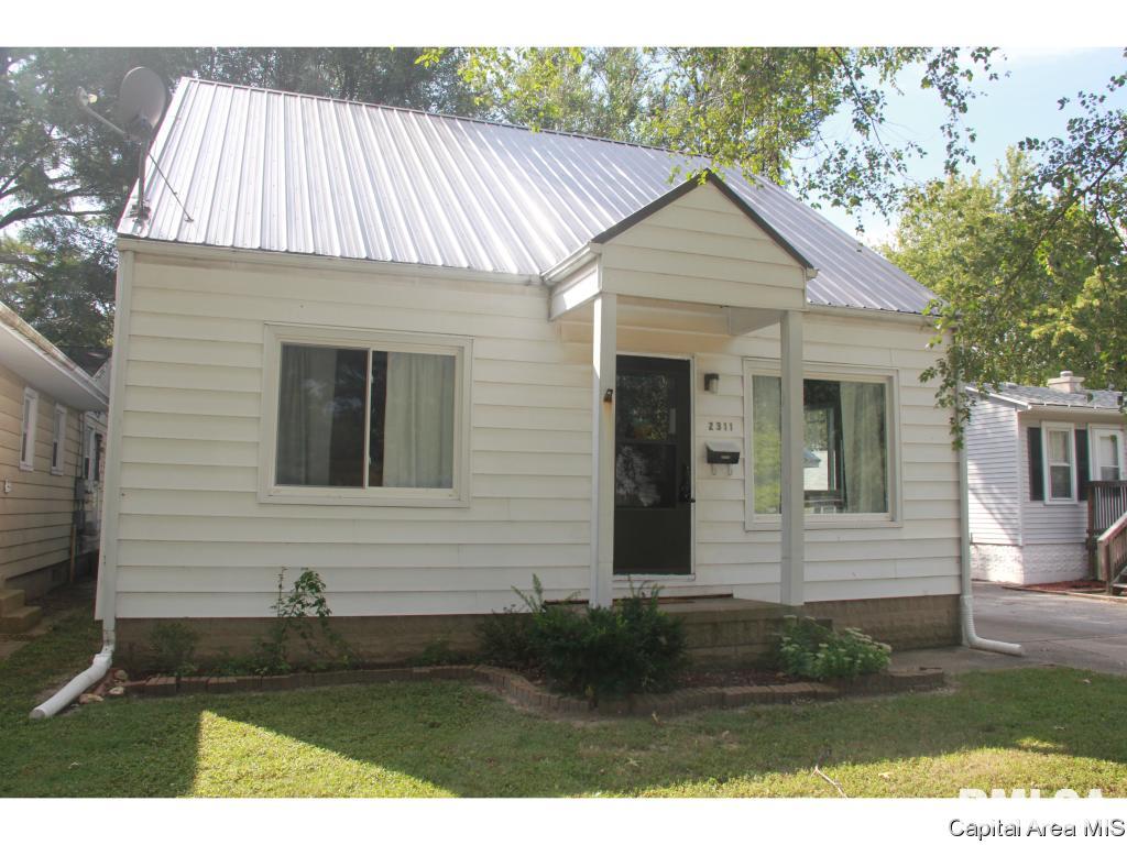 2311 South 12th Street Springfield, IL 62703 - Photo 1 of 19