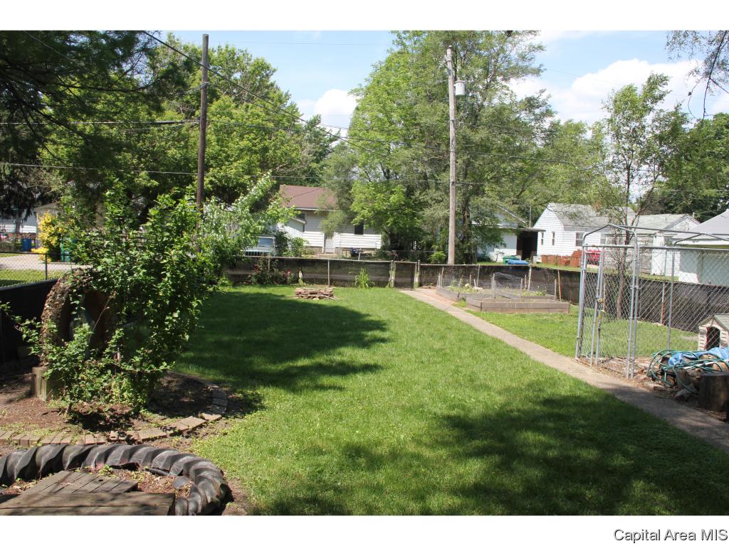 2311 South 12th Street Springfield, IL 62703 - Photo 18 of 19