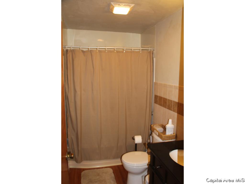 2311 South 12th Street Springfield, IL 62703 - Photo 5 of 19