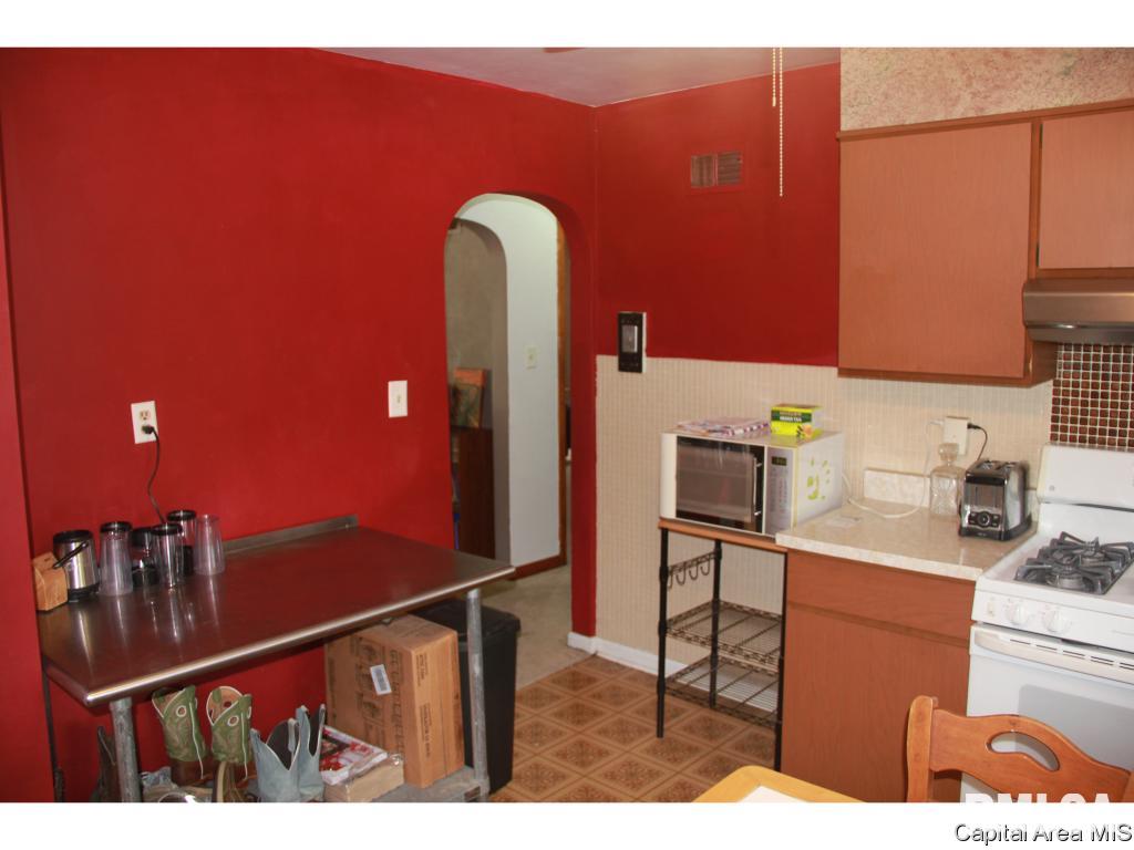 2311 South 12th Street Springfield, IL 62703 - Photo 8 of 19