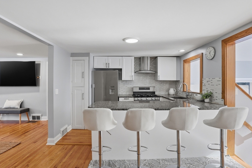 18 Hayward Road Acton, MA 01720 - Photo 14 of 41