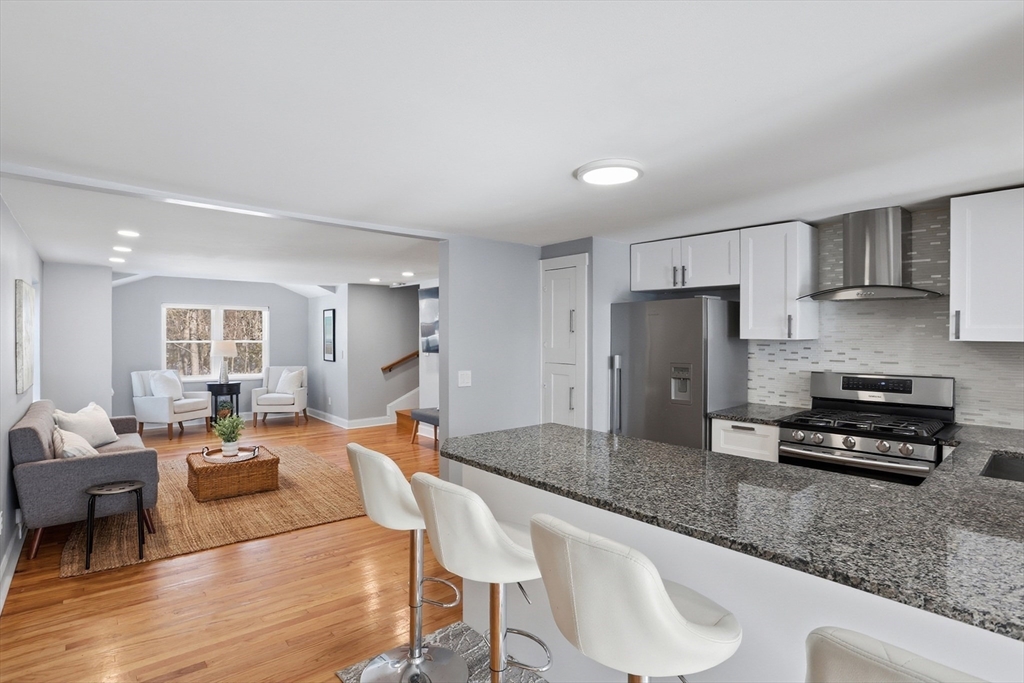 18 Hayward Road Acton, MA 01720 - Photo 5 of 41