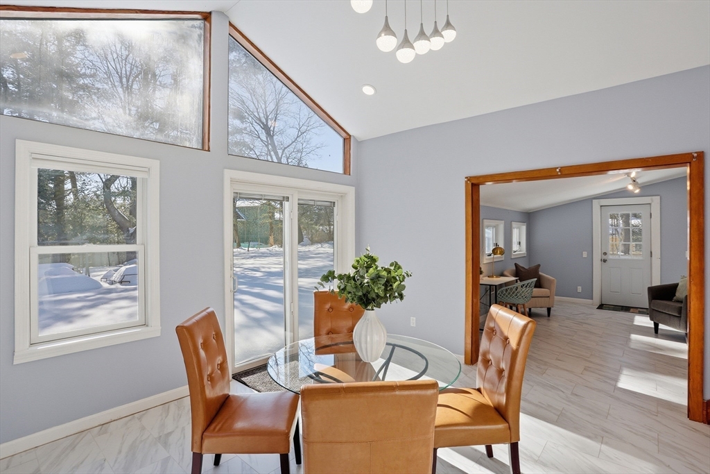 18 Hayward Road Acton, MA 01720 - Photo 9 of 41