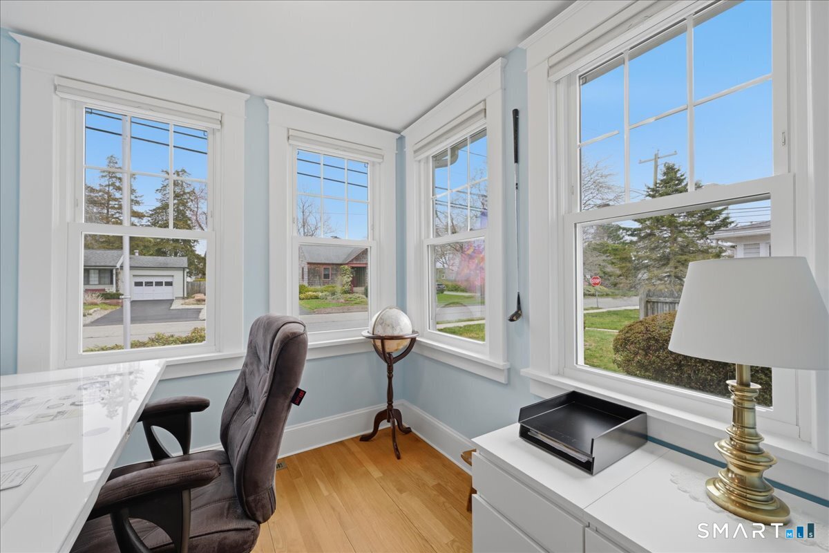 51 Ocean View Avenue Groton, CT 06355 - Photo 17 of 38