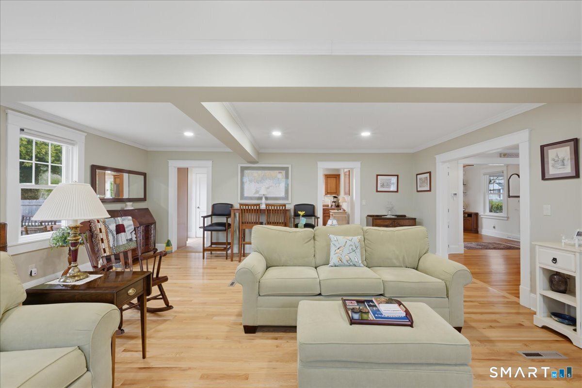 51 Ocean View Avenue Groton, CT 06355 - Photo 21 of 38