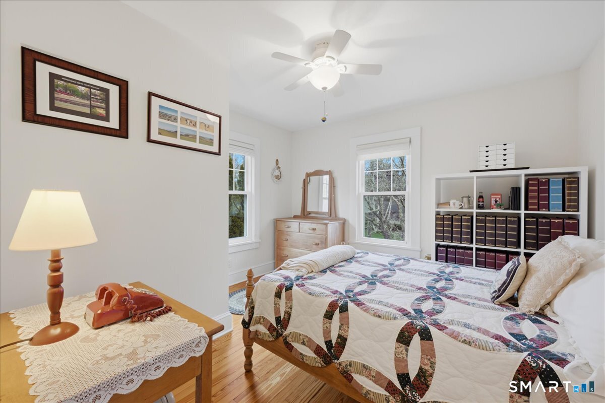 51 Ocean View Avenue Groton, CT 06355 - Photo 28 of 38