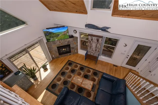 $699,500 | 914 Balsam Drive, Newland, NC 28657