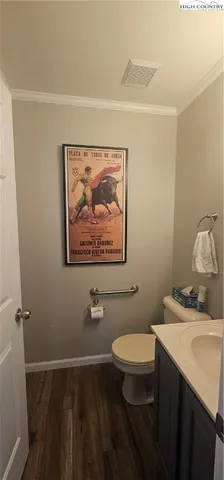 $699,500 | 914 Balsam Drive, Newland, NC 28657