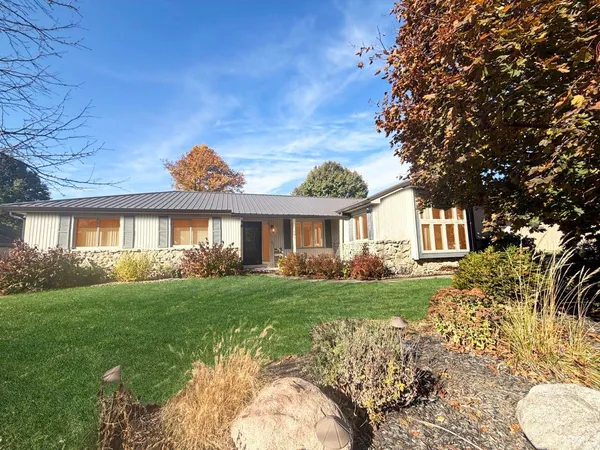 $295,000 | 708 Maple Drive, Frankfort, IN 46041