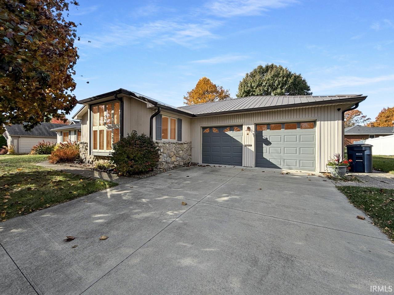 708 Maple Drive Frankfort, IN 46041 - Photo 14 of 33