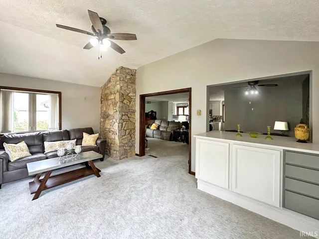 $295,000 | 708 Maple Drive, Frankfort, IN 46041