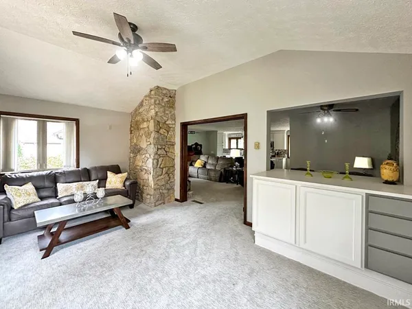 $295,000 | 708 Maple Drive, Frankfort, IN 46041