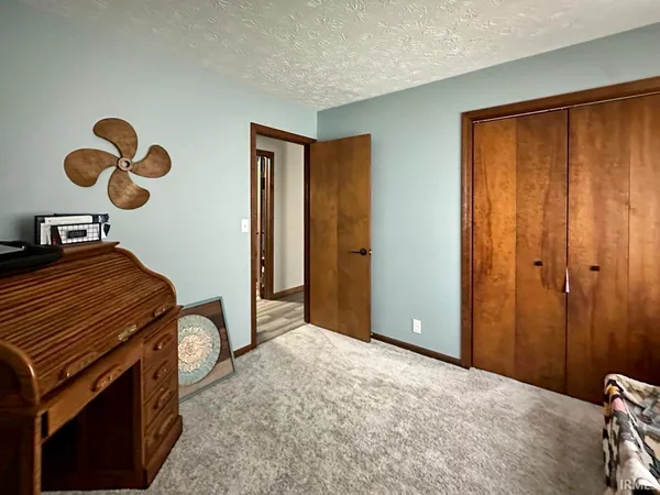 $295,000 | 708 Maple Drive, Frankfort, IN 46041