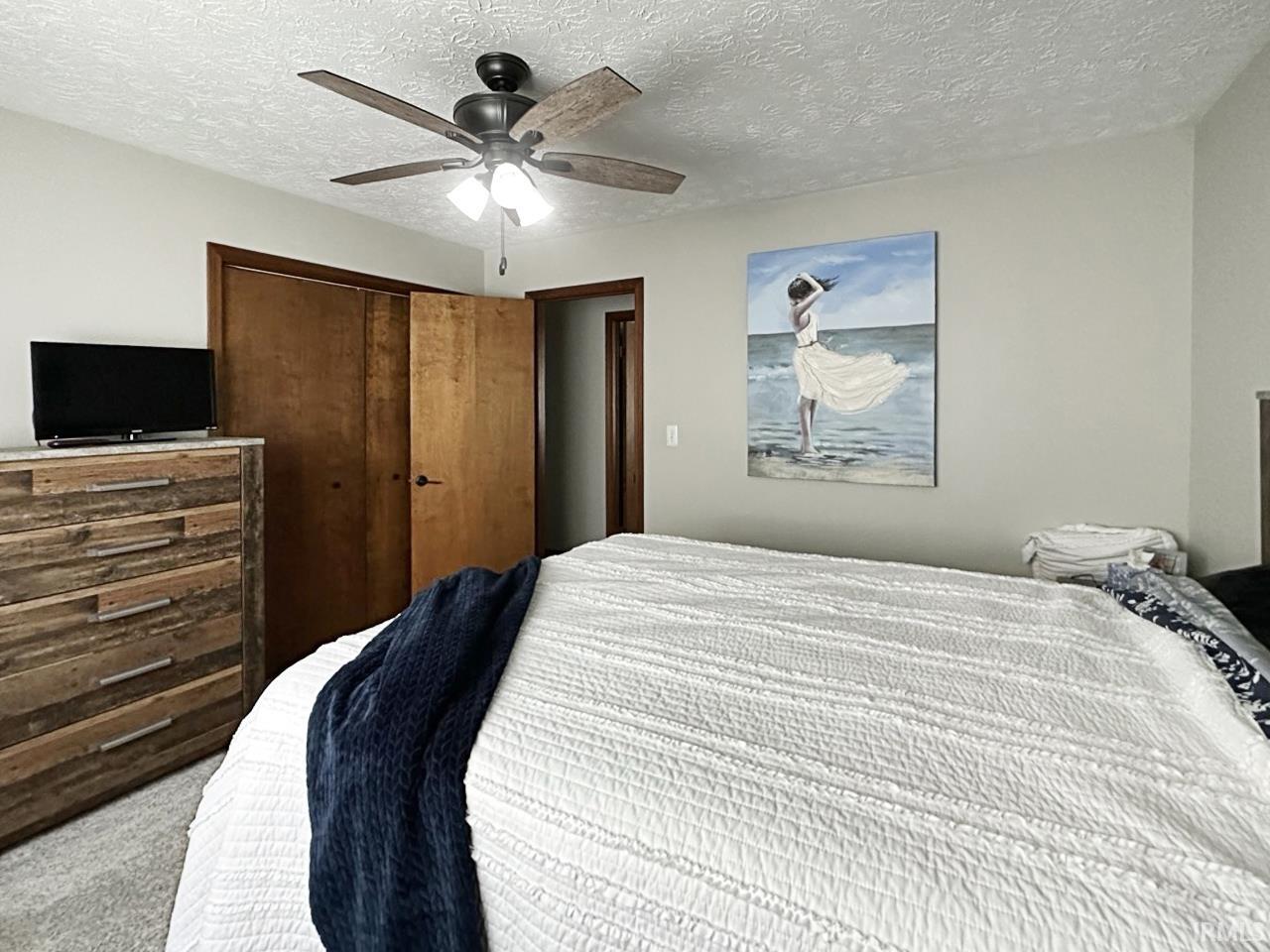 708 Maple Drive Frankfort, IN 46041 - Photo 5 of 33