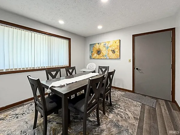 $295,000 | 708 Maple Drive, Frankfort, IN 46041