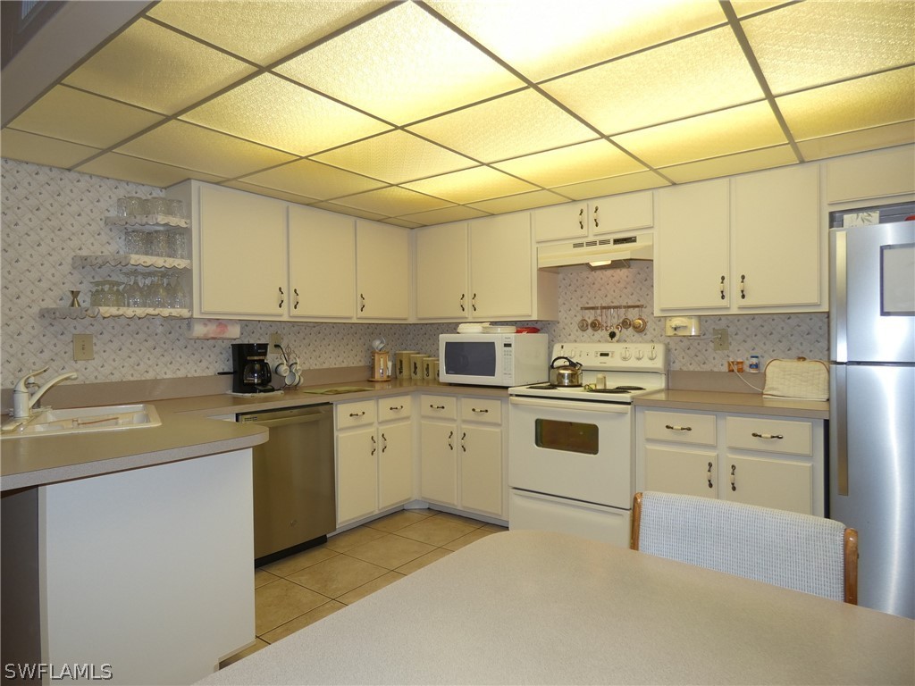 18197 Iris Road Fort Myers, FL 33967 - Photo 21 of 28 Gallery Image 21