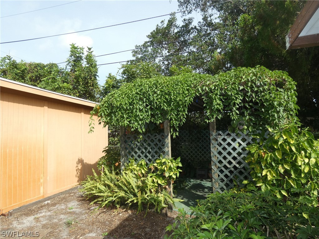 18197 Iris Road Fort Myers, FL 33967 - Photo 27 of 28 Gallery Image 27
