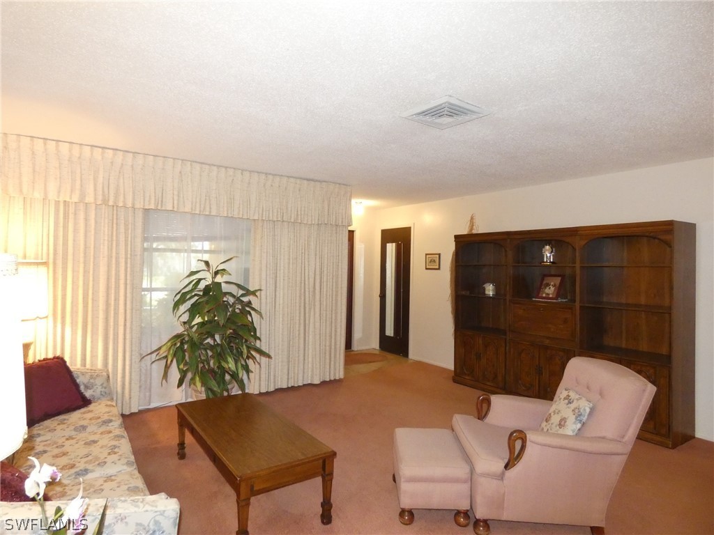 18197 Iris Road Fort Myers, FL 33967 - Photo 8 of 28 Gallery Image 8