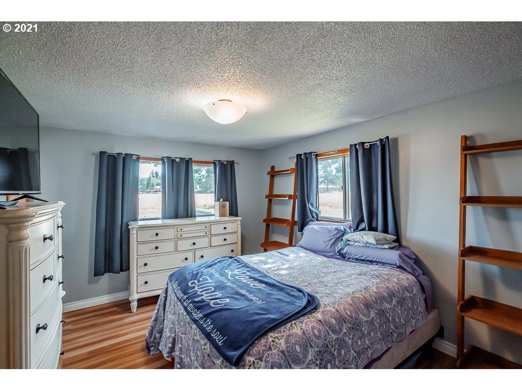 111 Crowfoot Road Lebanon, OR 97355 - Photo 14 of 32 Gallery Image 14