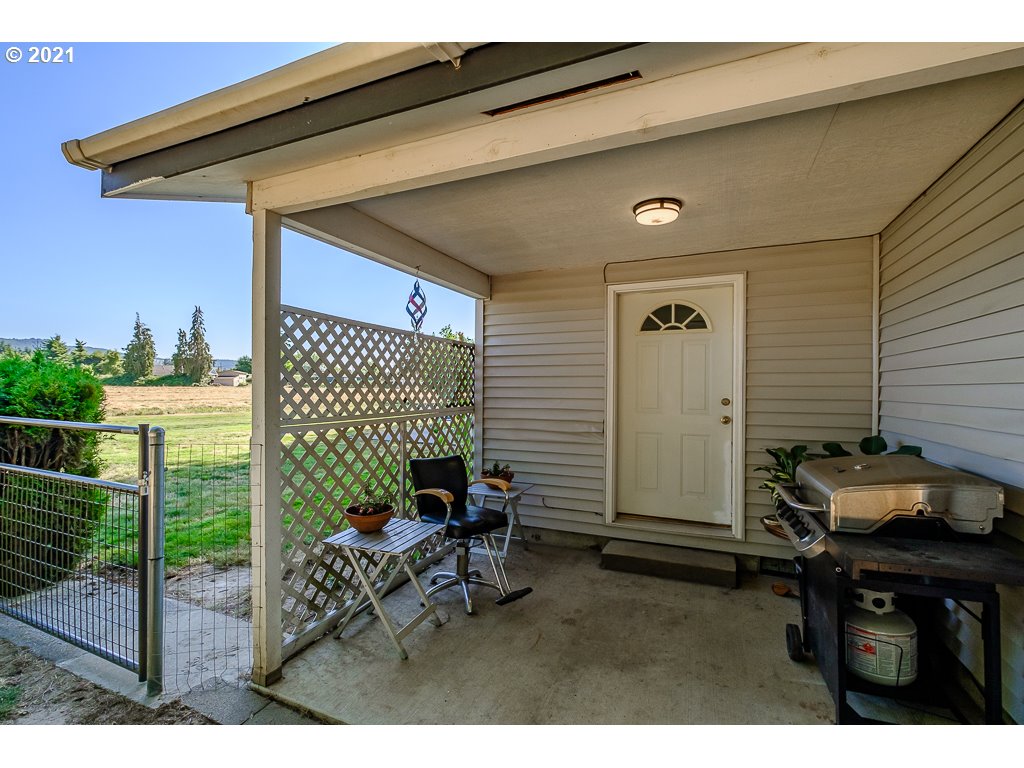 111 Crowfoot Road Lebanon, OR 97355 - Photo 32 of 32 Gallery Image 32