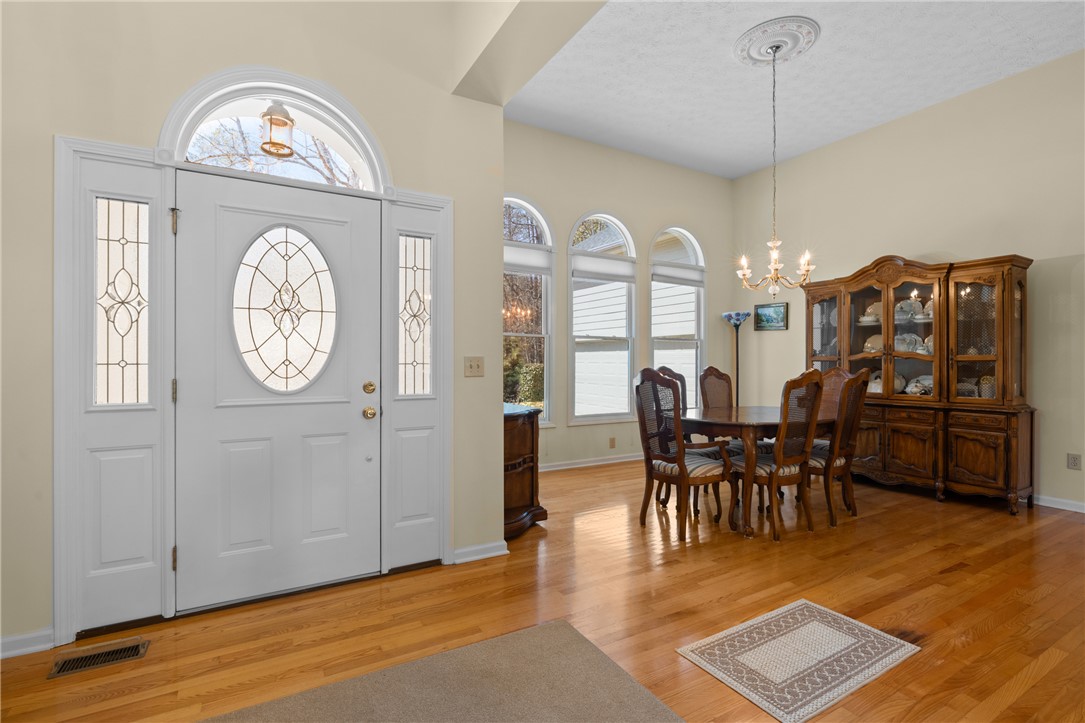 21 Quartermaster Drive Salem, SC 29676 - Photo 3 of 50