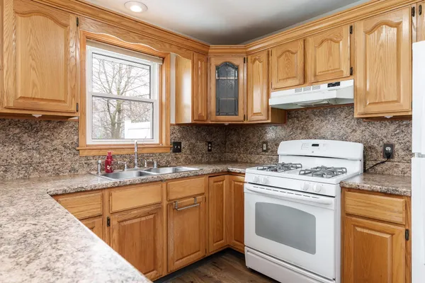 $299,000 | 3524 Coventry Drive, Janesville, WI 53546