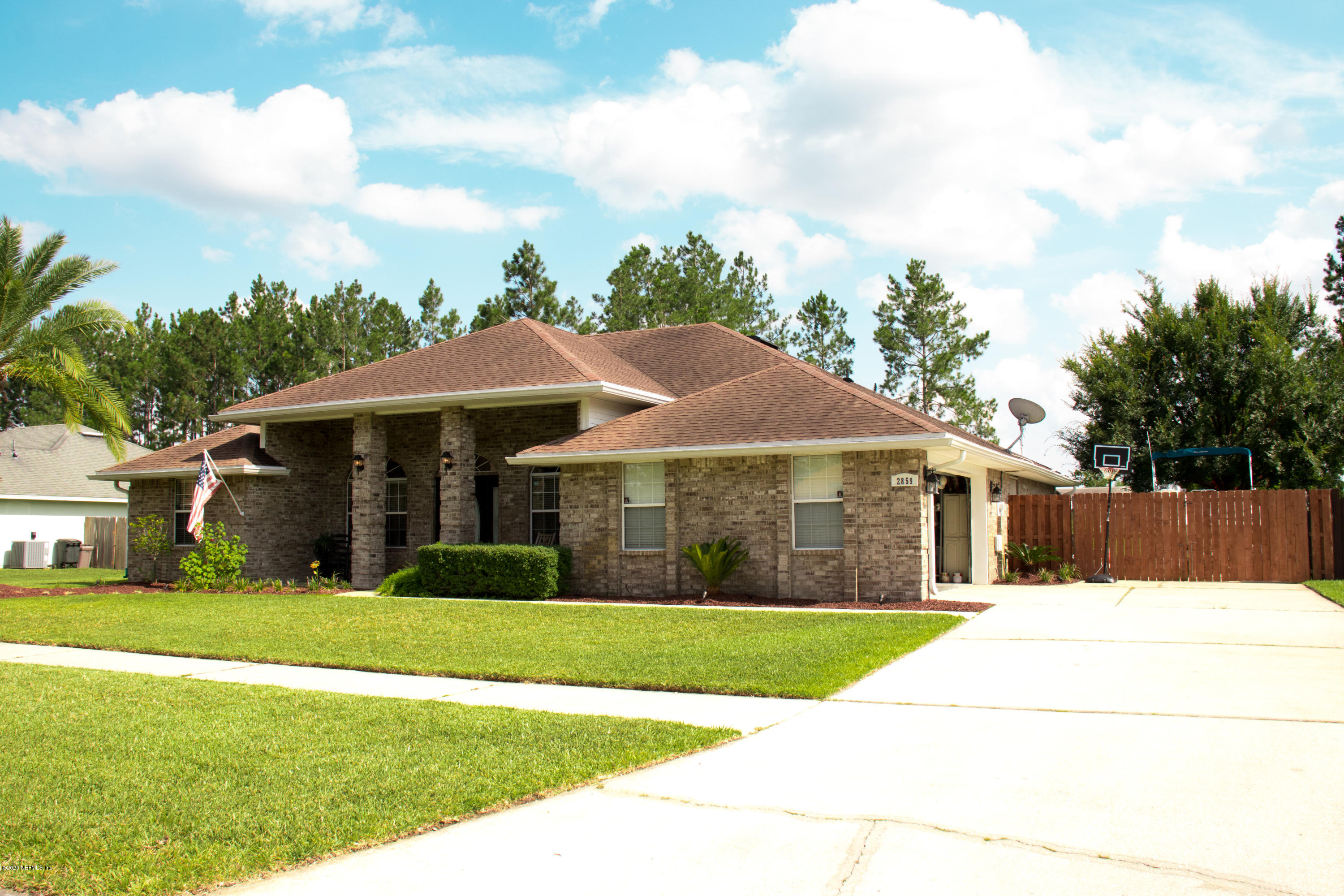 2859 Longleaf Ranch Circle Middleburg, FL 32068 - Photo 3 of 40 picture-3
