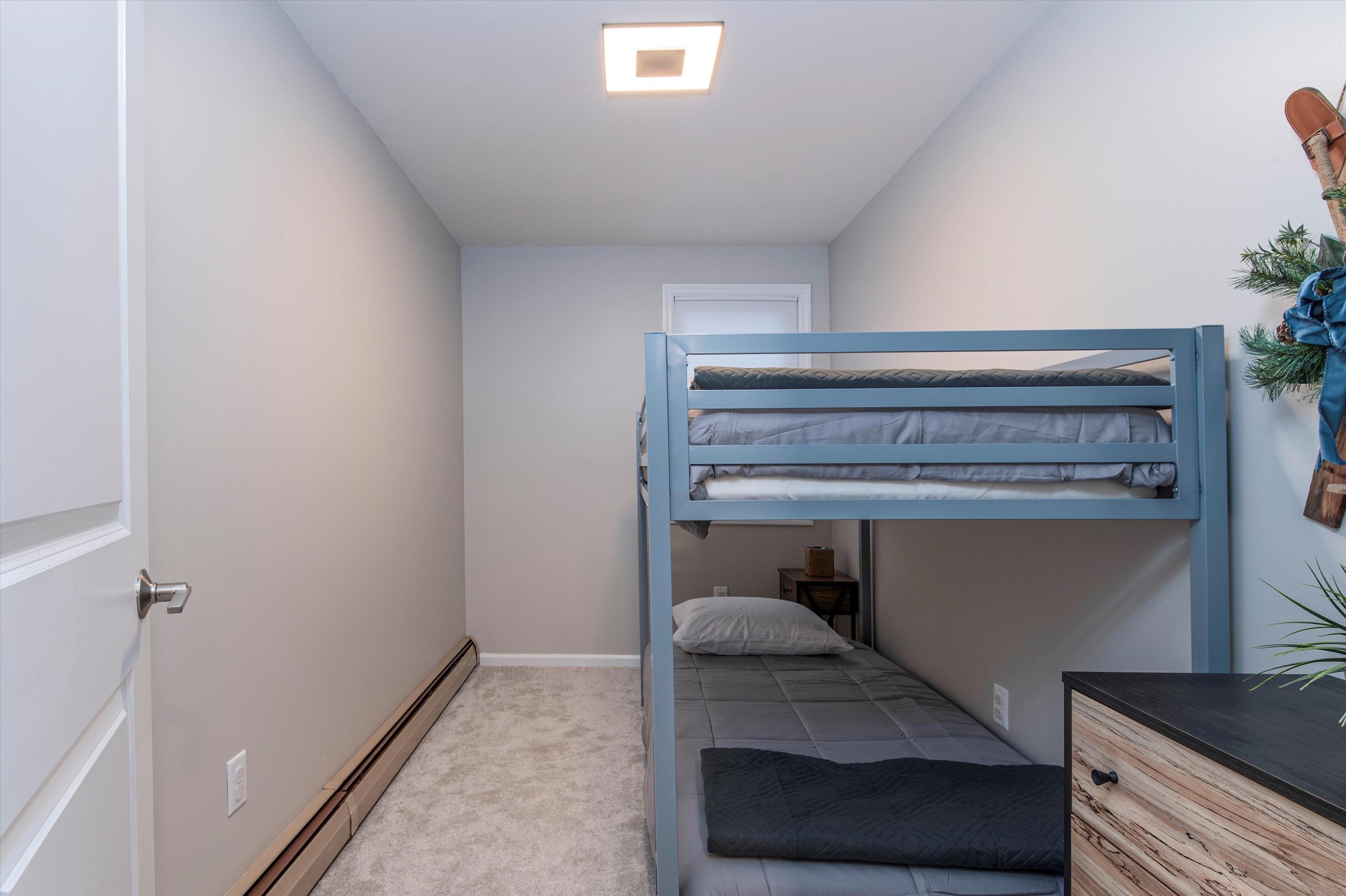 32 Highway 103, Unit F1 Ludlow, VT 05149 - Photo 15 of 31